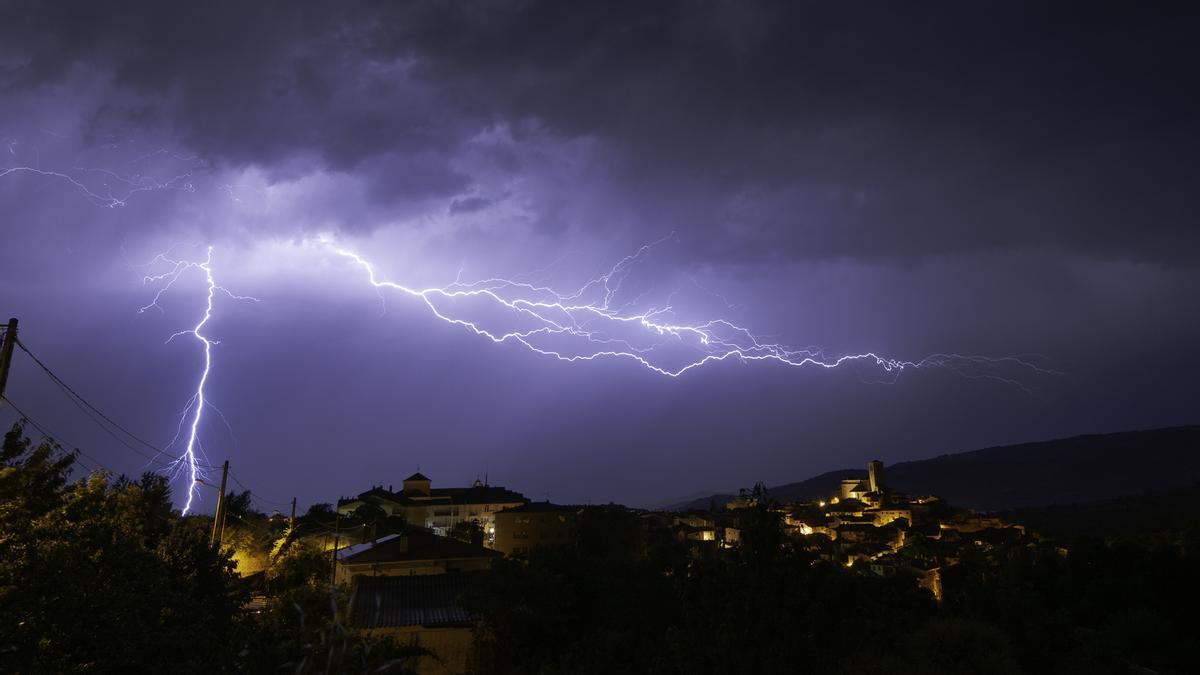 Fotogalería | Tormentas y rayos en Hervás este pasado domingo