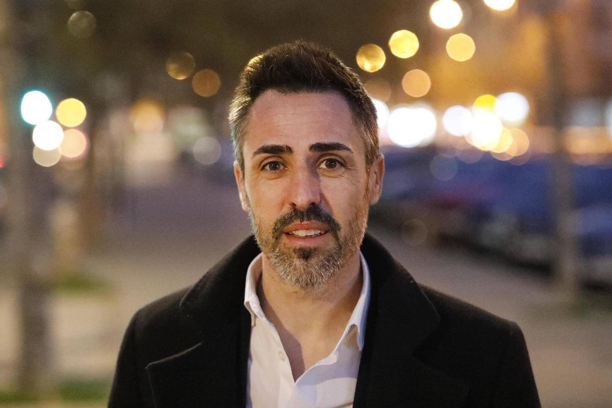 Marc Puigtió abans d'entrar a l'assemblea.