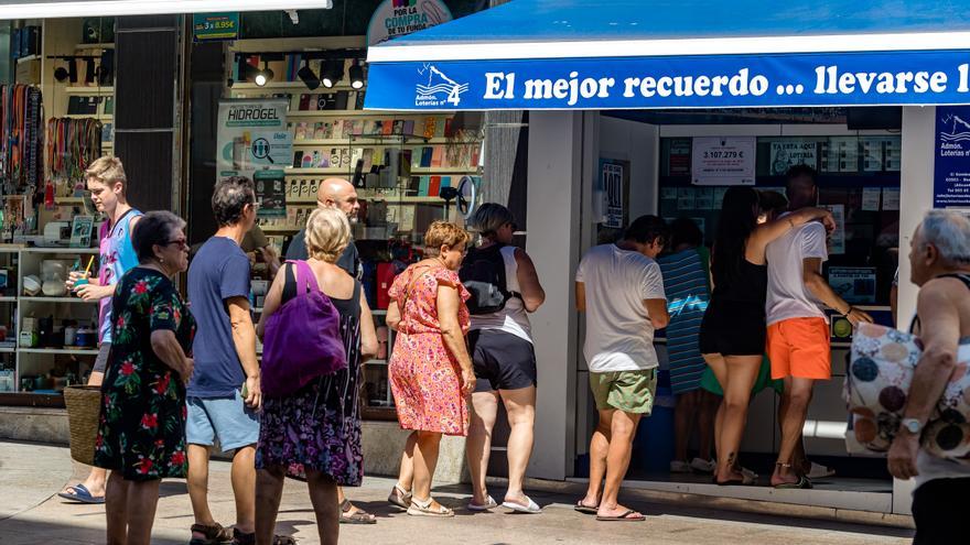 La suerte se busca de vacaciones en Benidorm