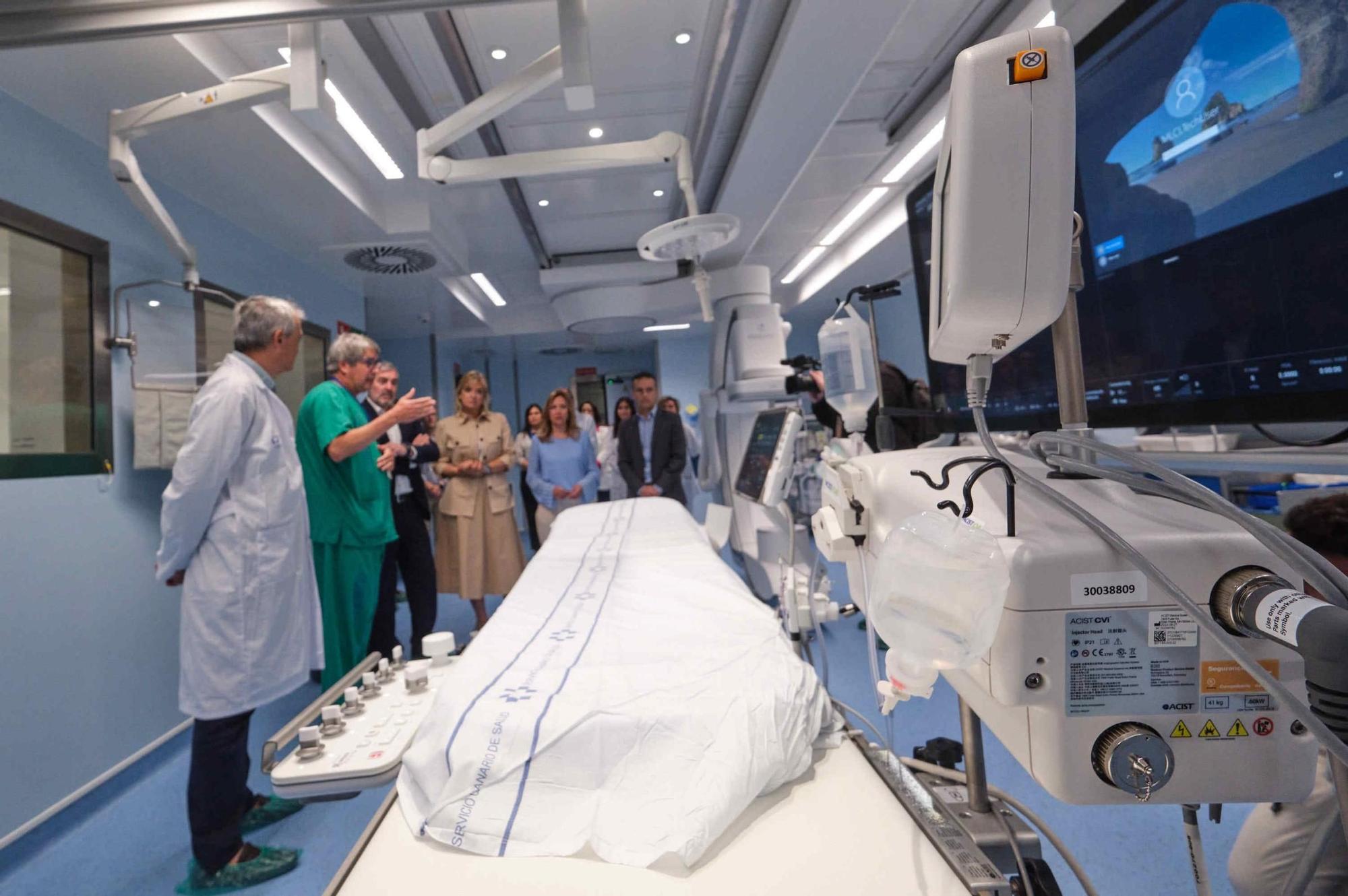 Fernando Clavijo visita la nueva sala de Hemodinámica del Hospital La Candelaria