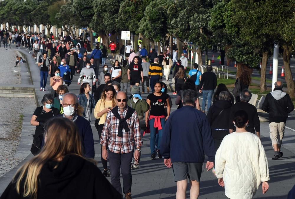 Así estaba el paseo esta tarde en A Coruña