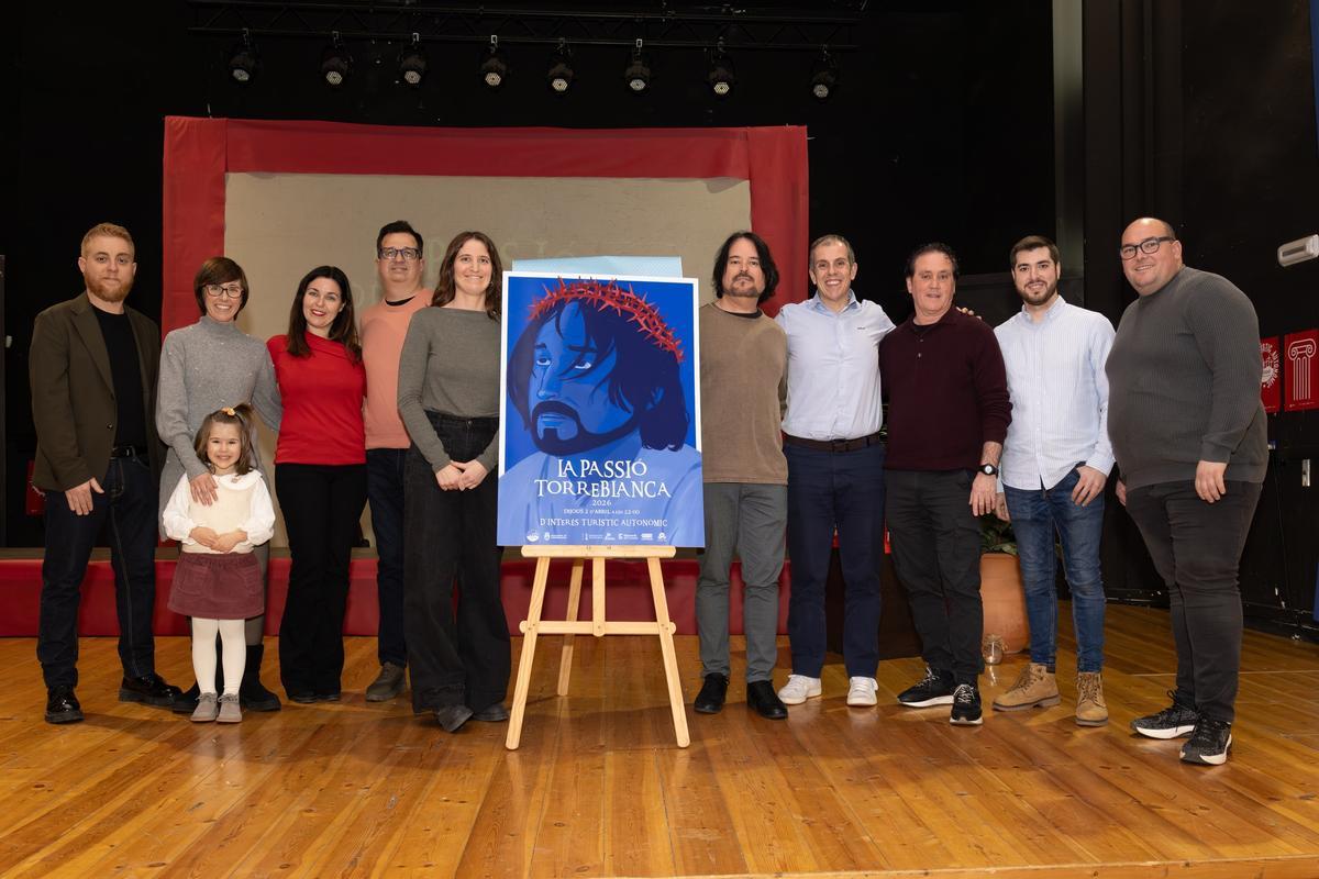 Otra foto de la presentación del cartel de La Passió en Torreblanca.