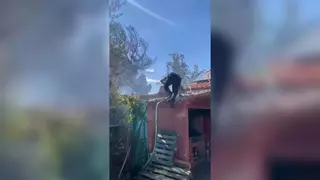 Así desaloja la Guardia Civil a una decena de personas en Toledo