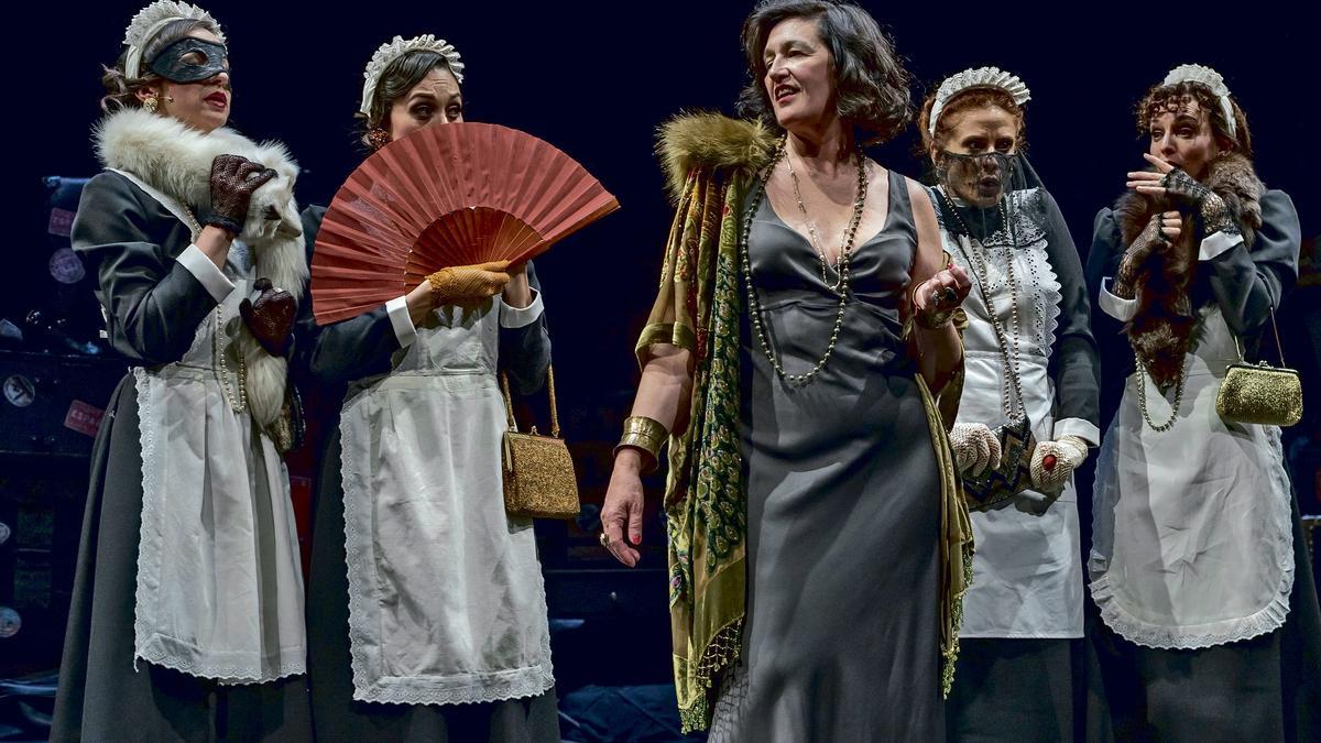 Una de las escenas de 'Tórtola' en el Teatro Rialto.