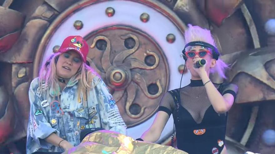 Las dj&#039;s australianas durante su actuación en Tomorrowland.