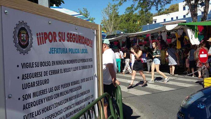 Bajan, casi un 100%, los robos de carteras en el mercado del martes en Plasencia