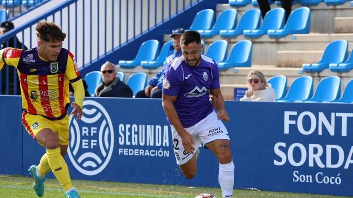 Imagen de archivo en el partido de la primera vuelta entre el Atlético Baleares y el Andratx.