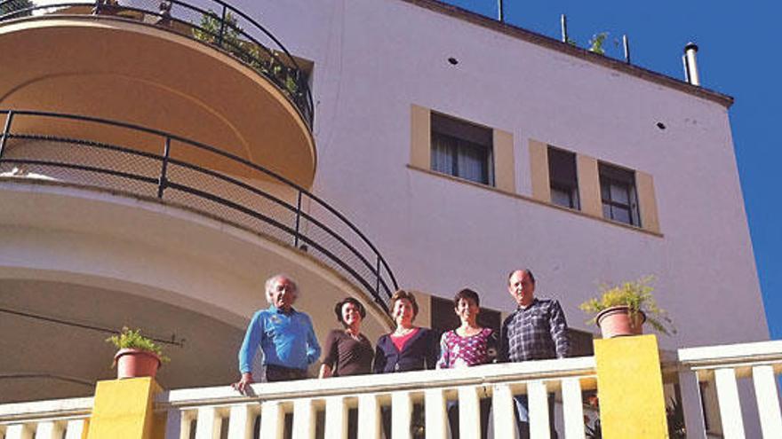 La tercera generación, los hijos de Manuel Bonet y Maruja Grau, Alfredo, Nancy, Maruja, Silvia y Toni.