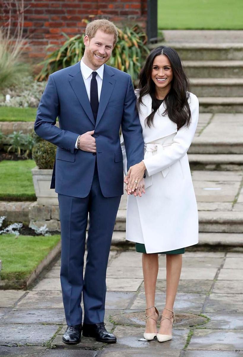 El Príncipe Harry y Meghan Markle posan por primera vez tras su compromiso