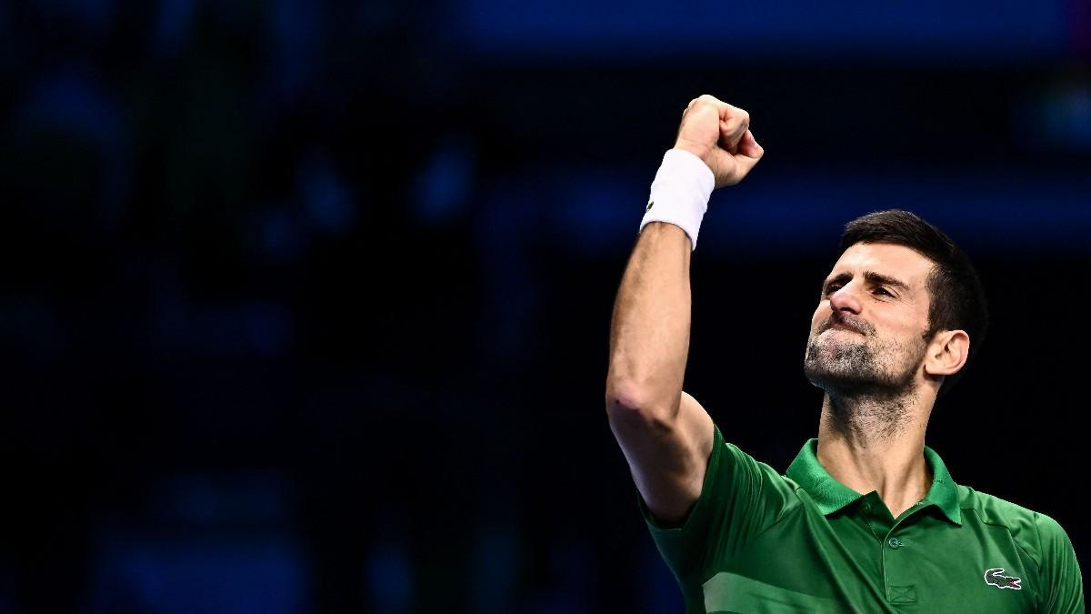 Djokovic celebra el triunfo sobre Tsitsipas