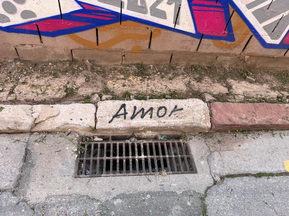 Diremos adiós al Amor y al rodeno rojo de la calle d'En Gordó