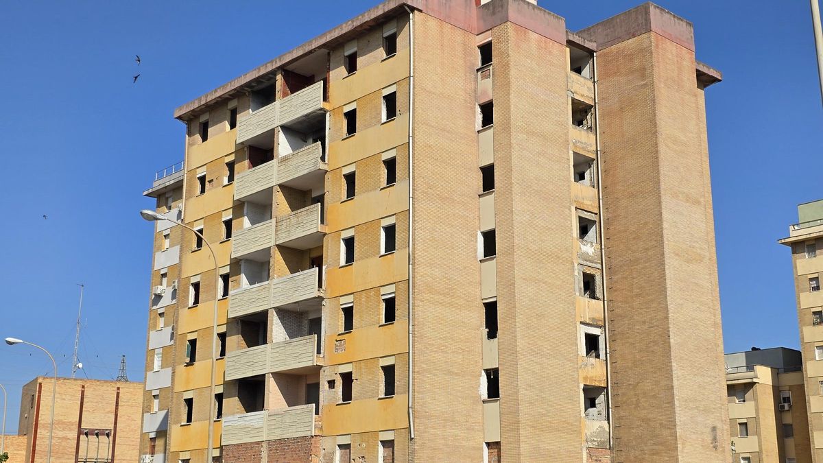 Remodelación de Tres Mil Viviendas de Sevilla: 92 pisos nuevos por 4 bloques derribados