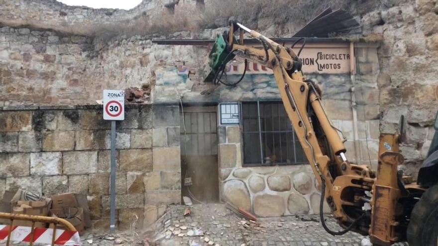 Liberación de la muralla: Ciclos Piti, tocado y hundido