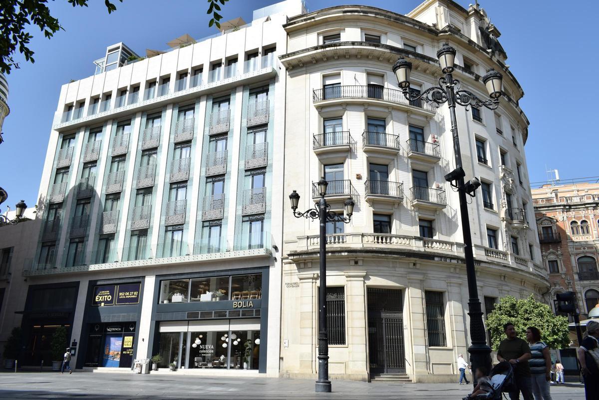 Edificio Banco Andalucía en calle Fernández y González