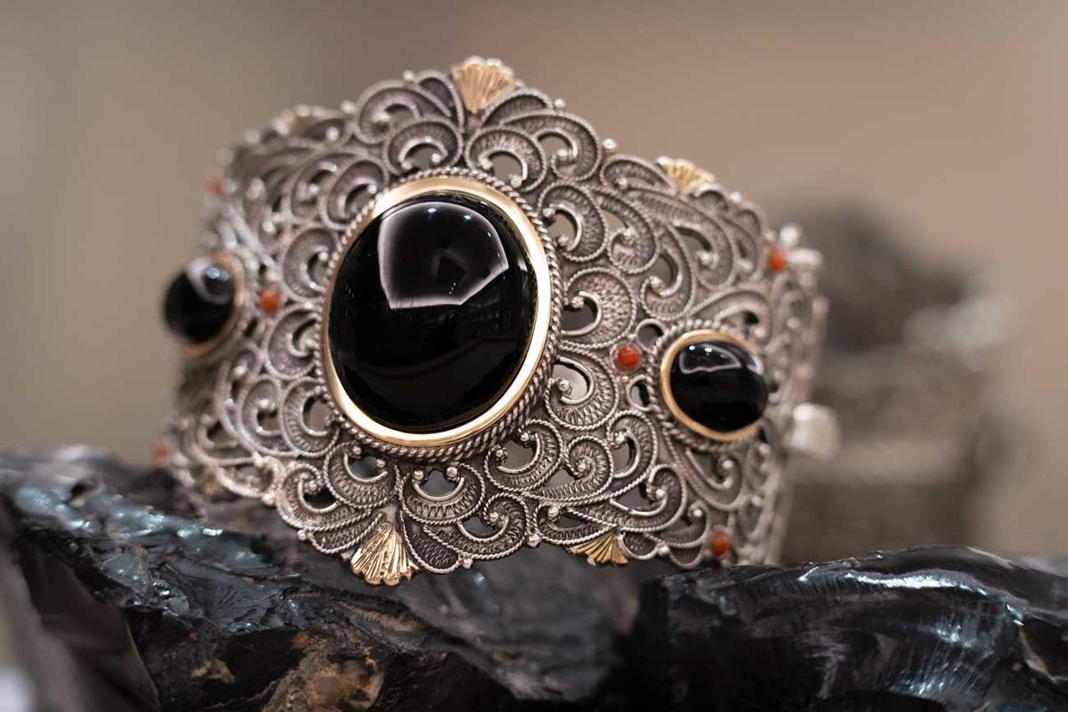 Plateros y azabacheros representan los oficios más antiguos y excepcionales de la ciudad