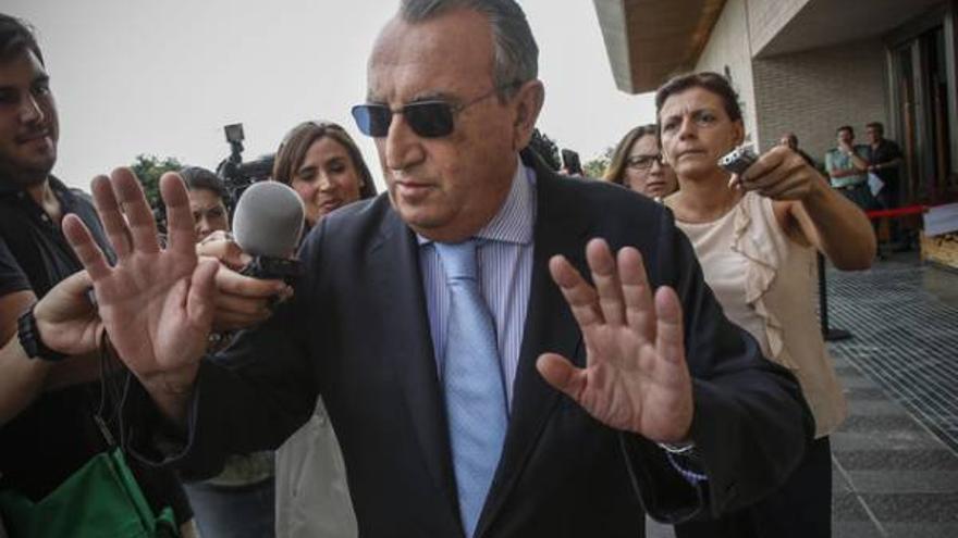 La Audiencia de Castellón da a Carlos Fabra 5 días para entrar en prisión