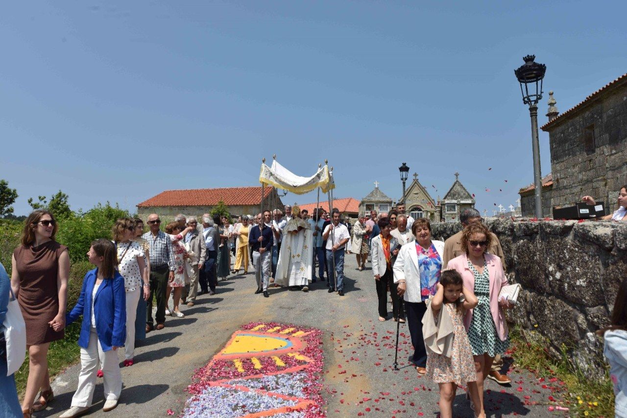 Así se vive este finde la fiesta de Sacramento en San Vicente de O Grove.