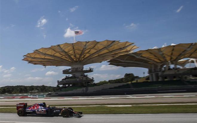 F1 - GP Malasia. Entrenamientos en Sepang. Daniel Ricciardo