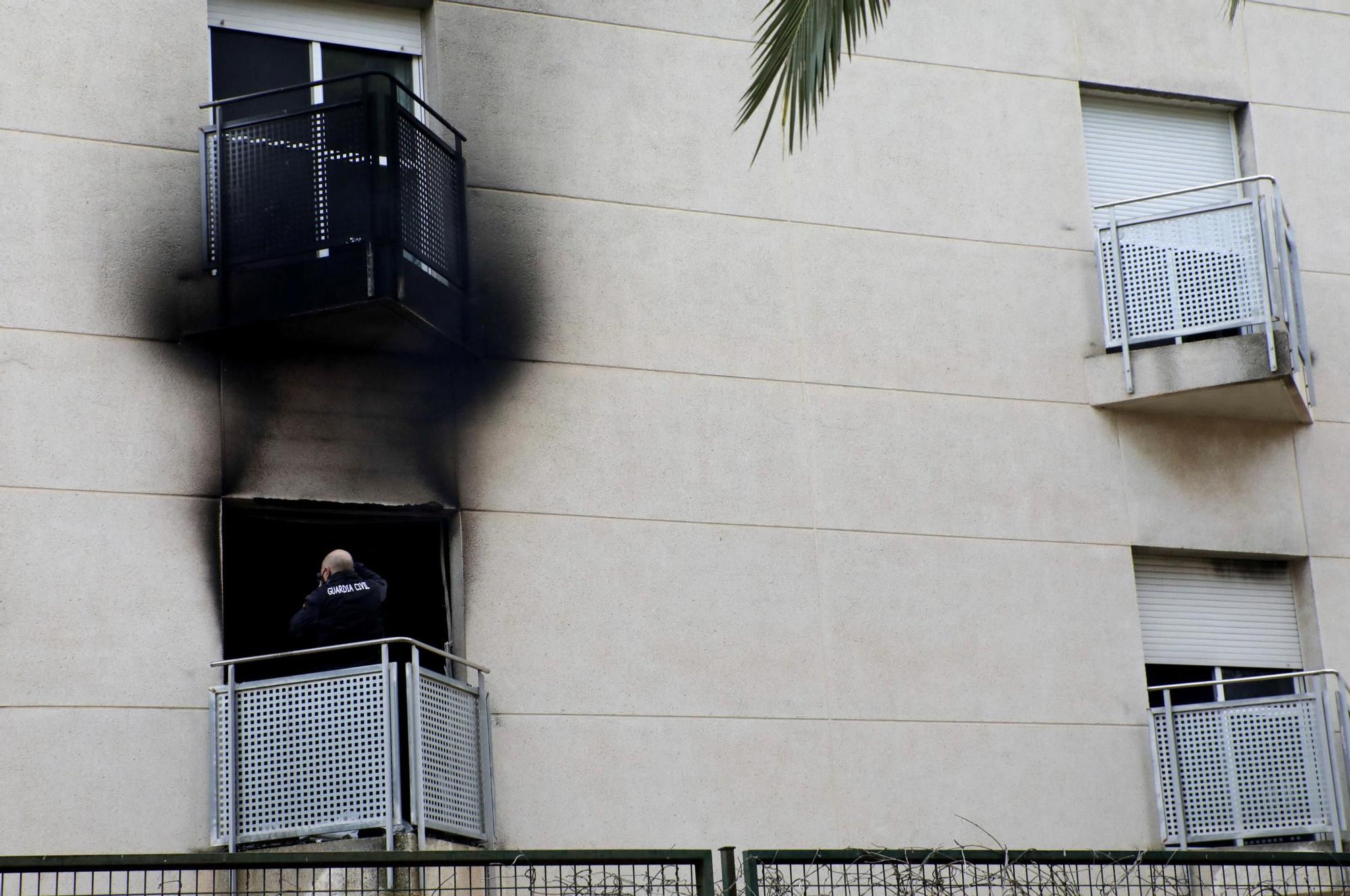 Las huella del incendio de la residencia de Moncada a la luz del día