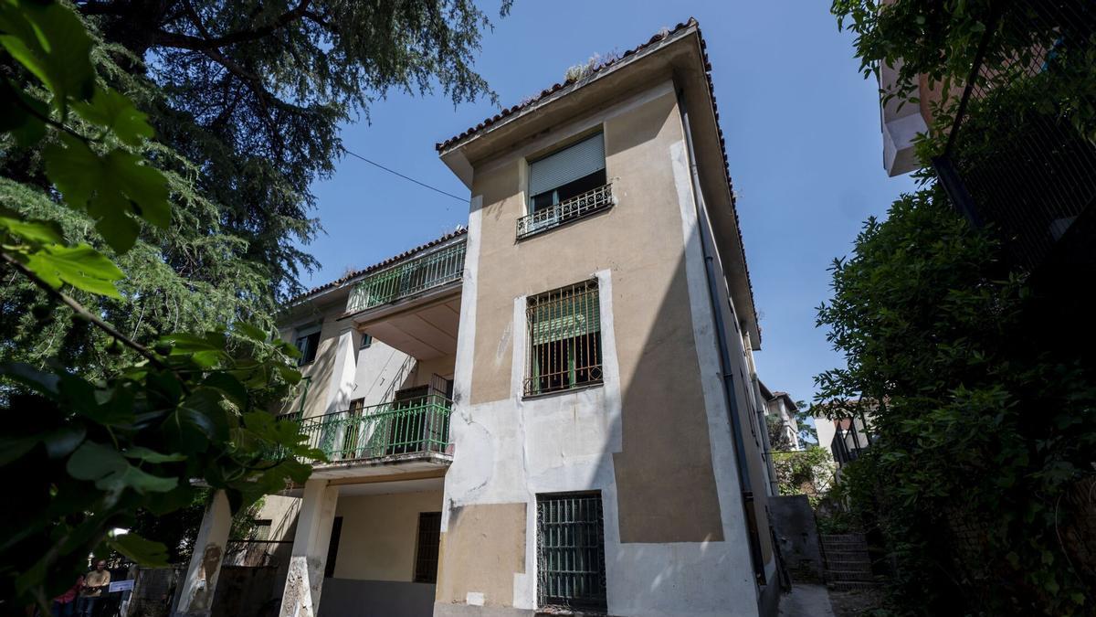 Exterior de Velintonia, a 2 de junio de 2025, en Madrid (España). Velintonia es la casa del Premio Nobel de Literatura Vicente Aleixandre comprada recientemente por el Gobierno regional con el fin de homenajear a la Generación del 27.