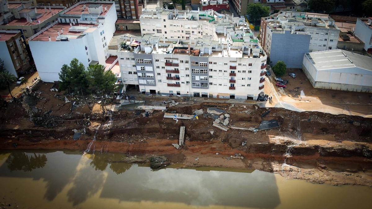 Daños del desbordamiento del barranco del Poyo en Torrent.