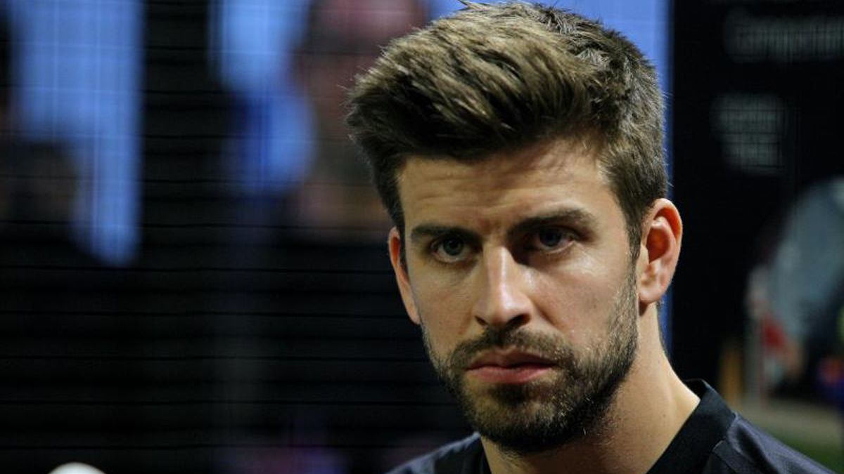 Piqué, serio