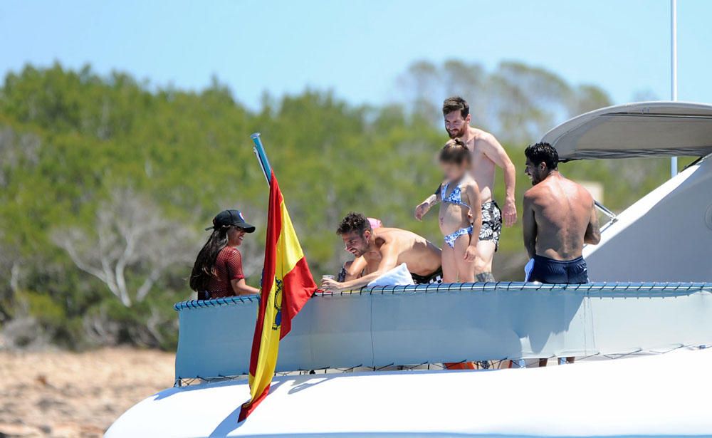 Messi, Fábregas y Suárez, en Ibiza