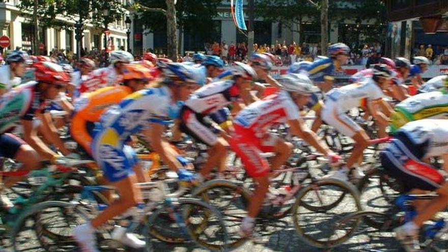 Si hacer ejercicio es sano, ¿por qué los ciclistas del Tour están siempre enfermos?