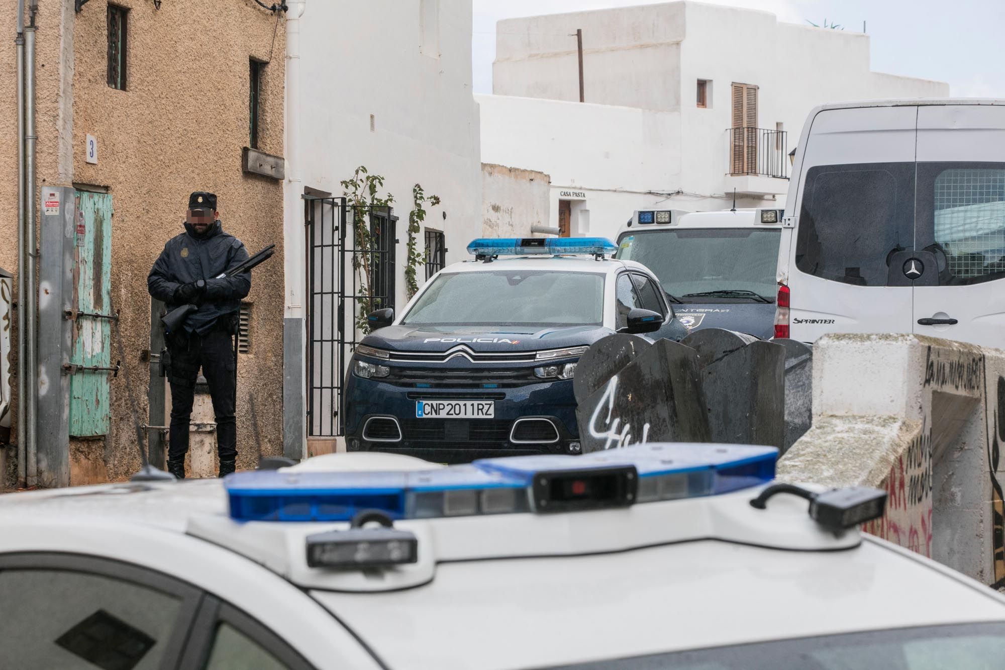 Operación antidroga en el barrio de sa Penya en Ibiza