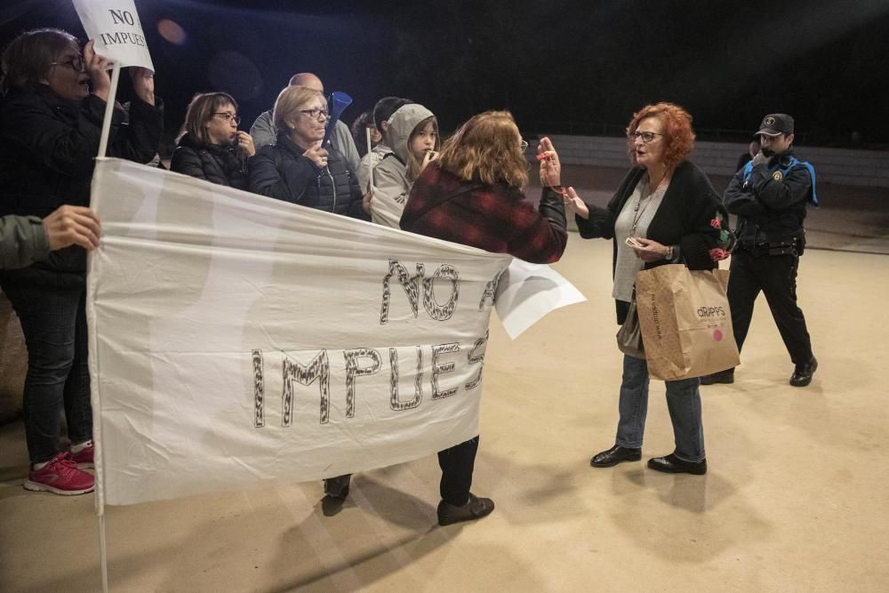 Protesta a Lloret per la pujada de taxes