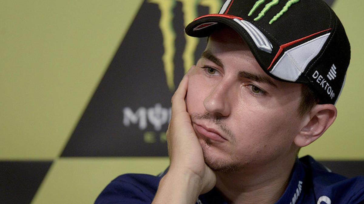 El tetracampeón Jorge Lorenzo, durante un descanso