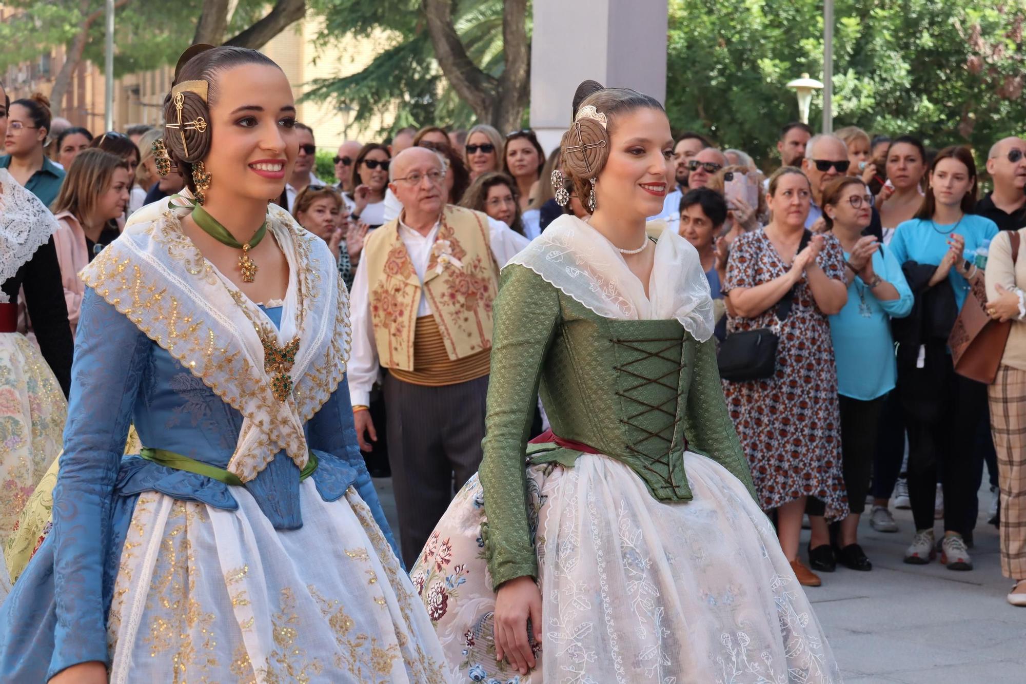 María Estela, la corte, Quart y Xirivella honran a la senyera más viajera de las Fallas