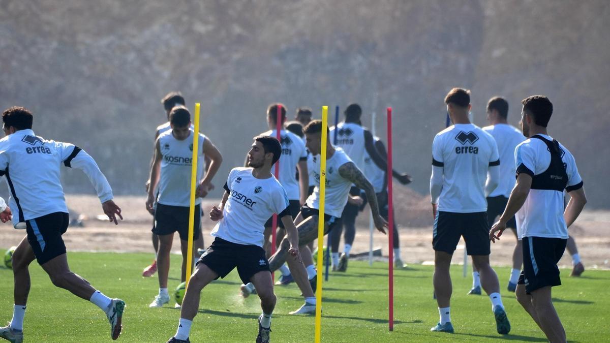 Video | Entrenamiento del CD Castellón en la previa del partido contra el Real Racing Club