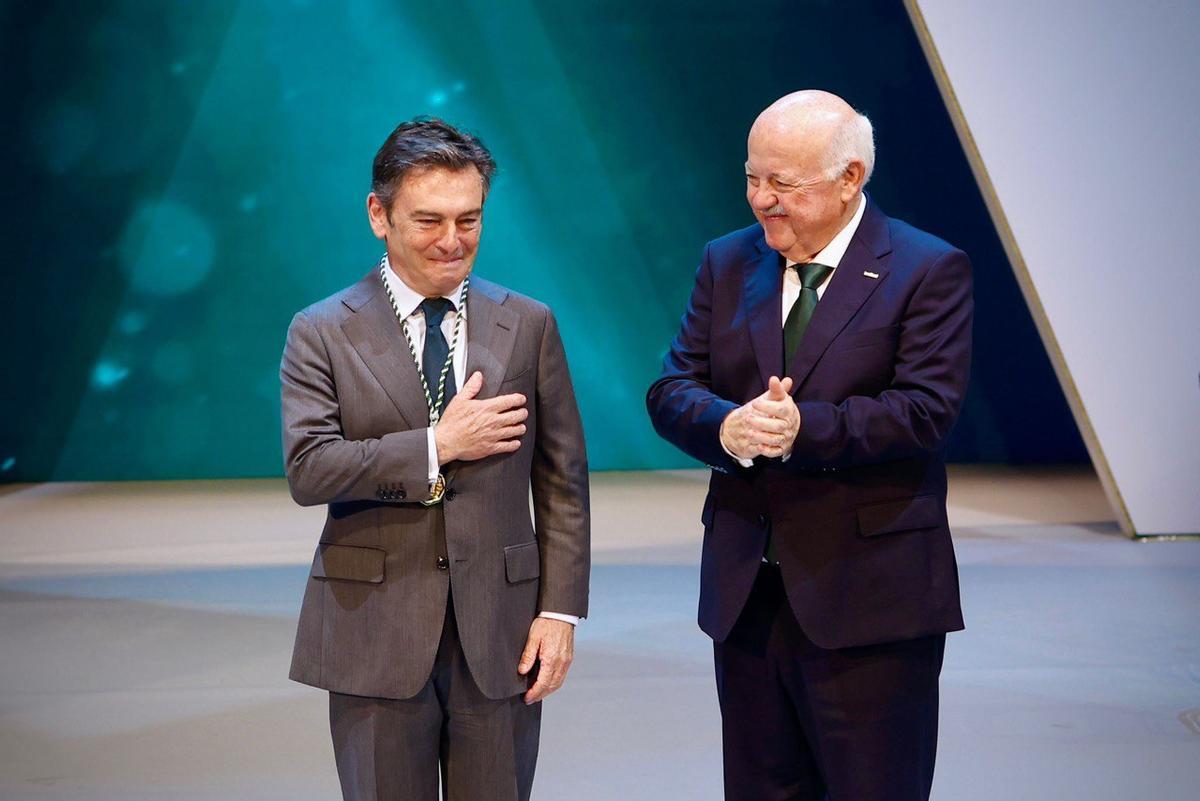 La entrega de los títulos de Hijos Predilectos y Medallas de Andalucía 2026