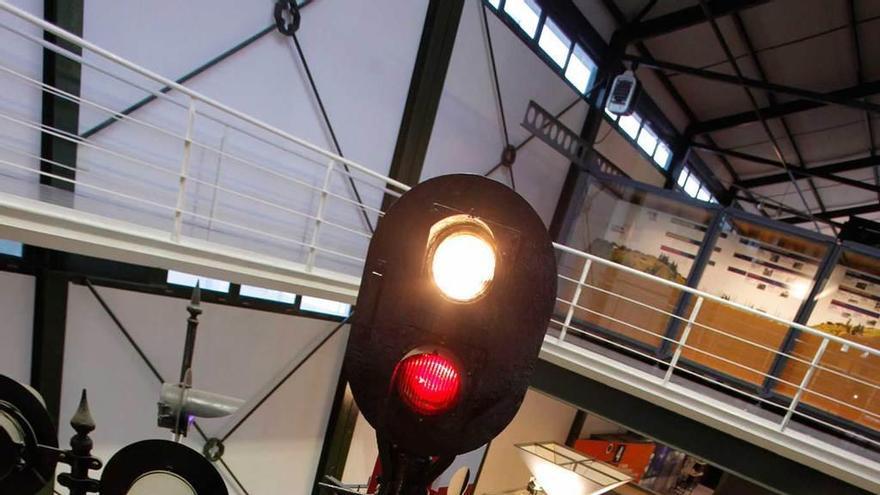 La señal luminosa, ayer, en el Museo del Ferrocarril.