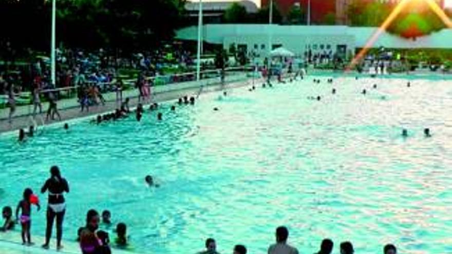 17.000 personas participan en la fiesta del agua y sus actividades