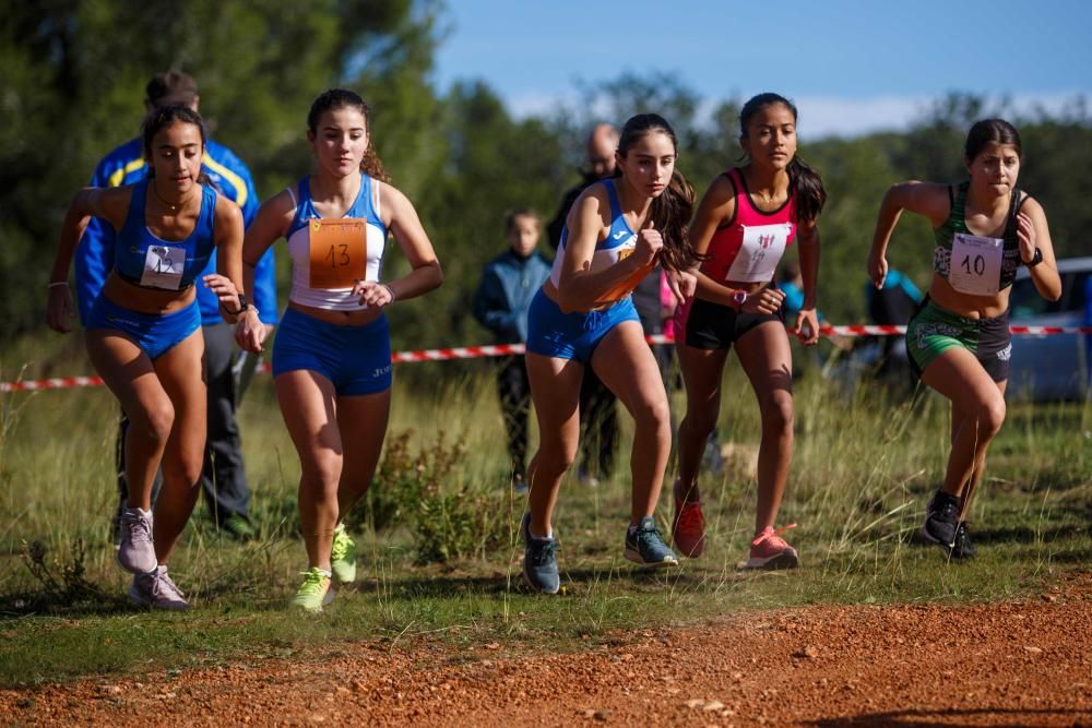 El circuito de cross de Buscastell acogió este sábado la primera prueba de campo a través de la temporada en Ibiza para categorías inferiores