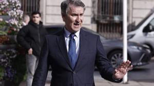 Feijóo s’ennuega amb la guerra