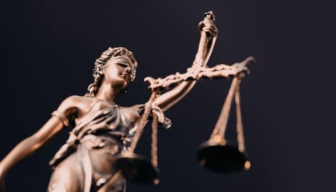 La decisió contra el fiscal general