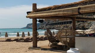 10 chiringuitos y terrazas de la costa catalana para exprimir el verano