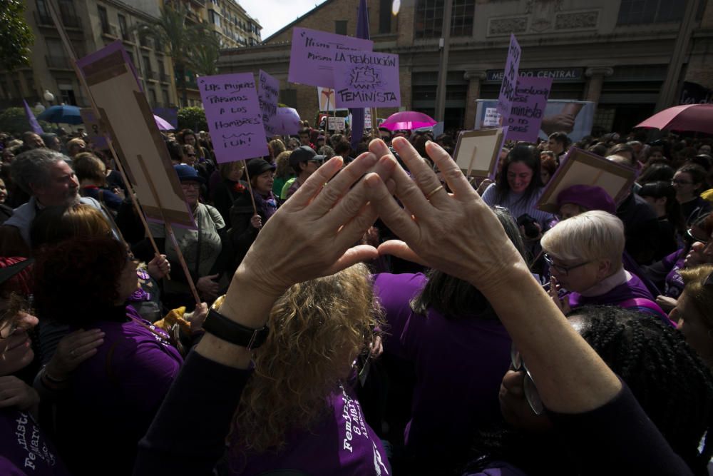 8 de Marzo: Más de 40.000 personas en la manifestación feminista de Alicante contra el machismo y por la igualdad