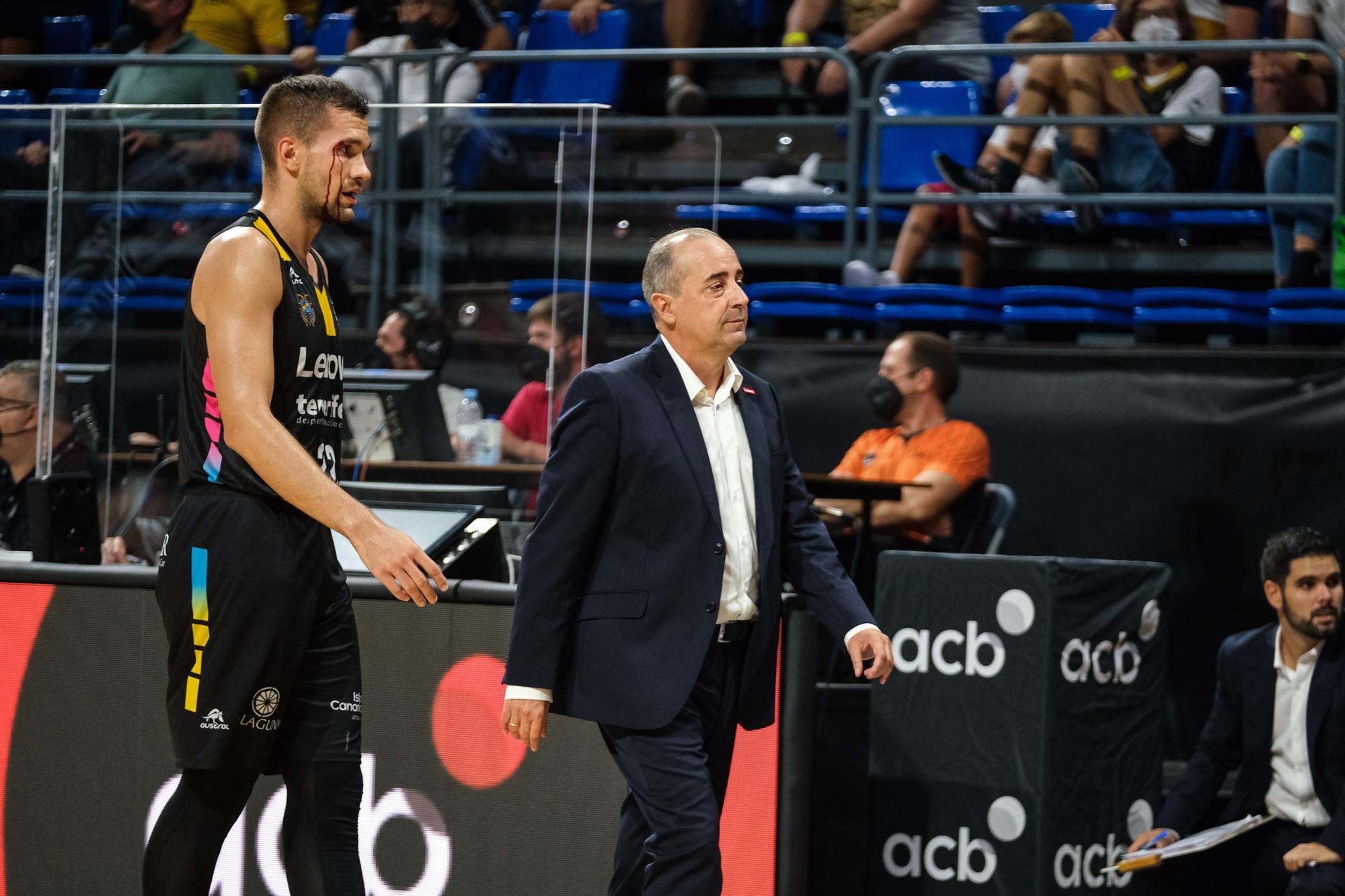 Encuentro entre el Lenovo Tenerife y el Real Madrid