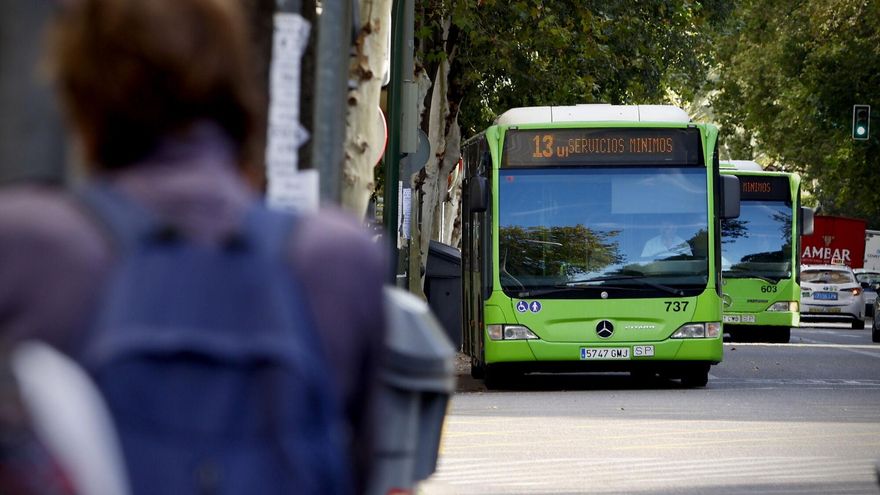 Aucorsa introduce cambios en las líneas 8 y 13 ampliando los horarios y la frecuencias de los autobuses