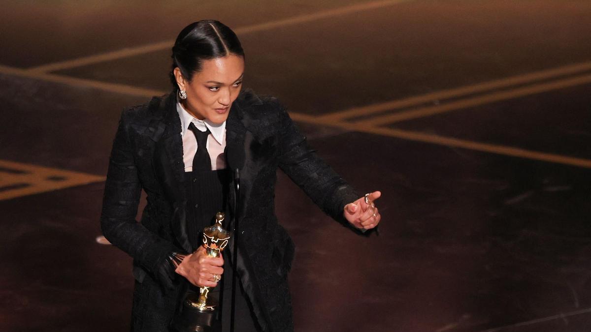 GANADORES PREMIOS OSCAR 2026 | Autumn Durald Arkapaw se convierte en la primera mujer en ganar el Oscar a mejor fotografía por ‘Los pecadores’: «No podría estar aquí sin vosotras»