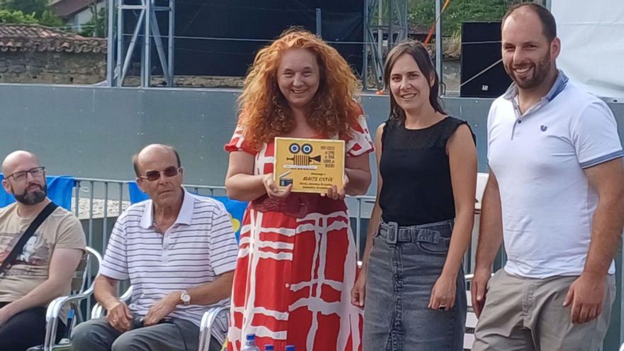 Maite Capín, la riosellana que diseña el vestuario de &quot;Juego de Tronos&quot;, premiada en Bueño: &quot;Amo mi trabajo, es lo que me hace levantarme cada día&quot;