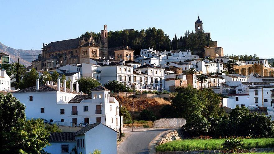Vista de Antequera y su Alcazaba en una imagen de archivo
