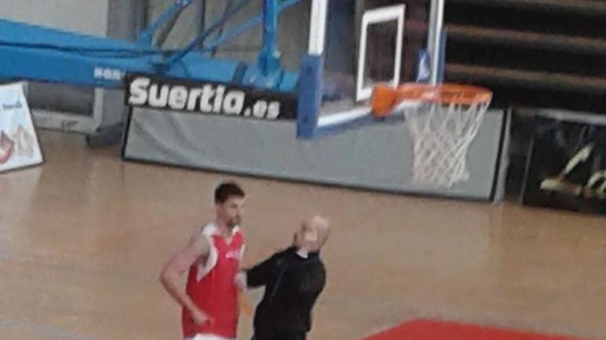 Alfonso Sánchez, ayer, entrenando con La Bruixa d´or Manresa.