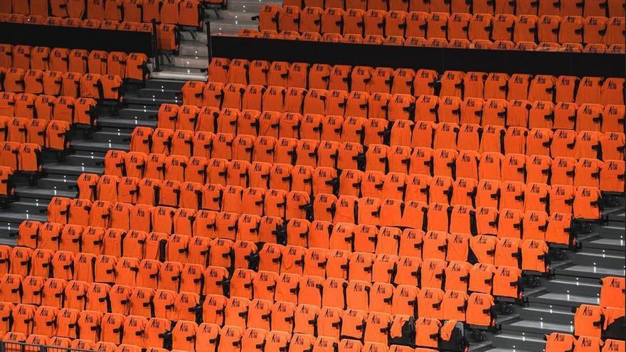 El Roig Arena se tiñe de taronja para el gran partido ante Panathinaikos