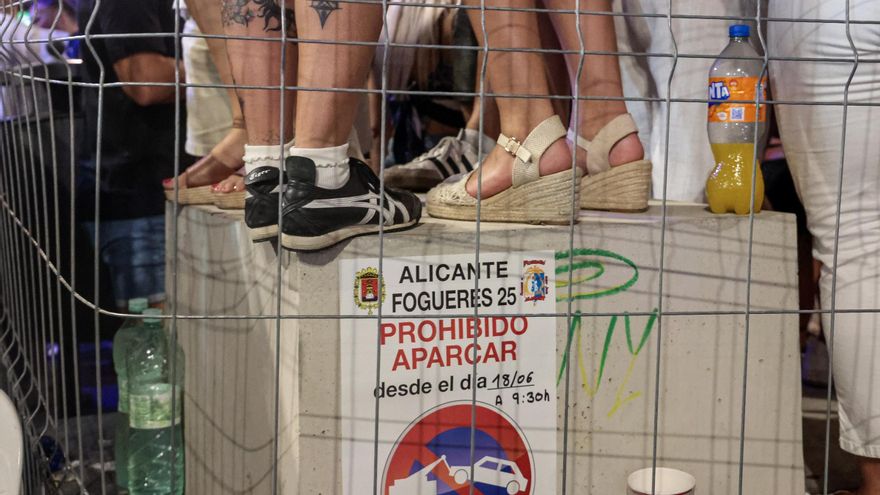 Fiesta, agresiones y hurtos, así son las noches de hogueras