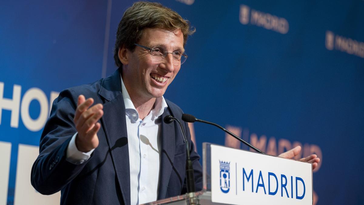 Mart nez Almeida Y Su Masclet d nde Est Su Sentido Com n Se or mart-nez-almeida-y-su-masclet-d-nde-est-su-sentido-com-n-se-or